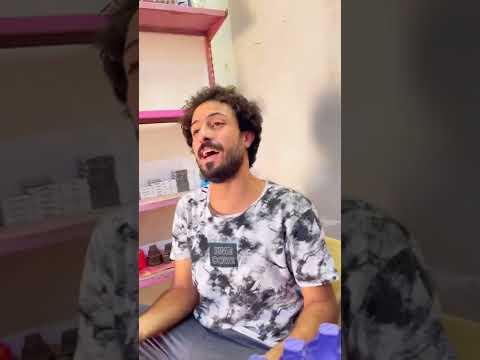 طفل يسرق حلويات بطريقه عجيبه 😂خلو لايك وشتركو بالقناة (دقائق عراقيه)