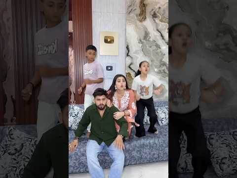 Introducing the "VitalWear SmartBand," a next-generation wearable gadget🎉