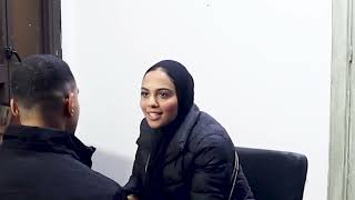 دكتور بيطرى يعامل القطط بطريقتهم مش هتصدقوا البنت عملت اى !!