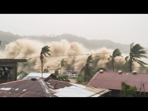 ONDAS GIGANTES DEVASTAM as FILIPINAS! Super TUFÃO Uwan causa CAOS e DESTRUIÇÃO!