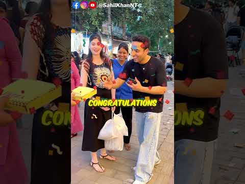 Tried Guess The Vegetable Name In English For Amazing Cheese Pizza In Public 🤩🍕 #sahilkhannt