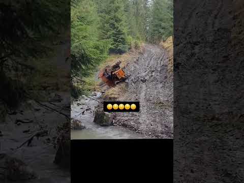 Opasno spuštanje traktora prevrno se 😱 #tractor #imt #zetor #shortvideo