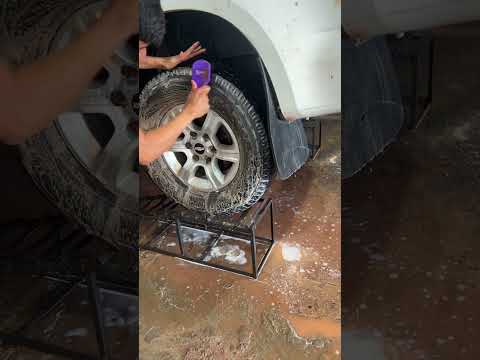 Que dor de cabeça rsrs #lavajato #detalhamentoautomotivo #limpeza