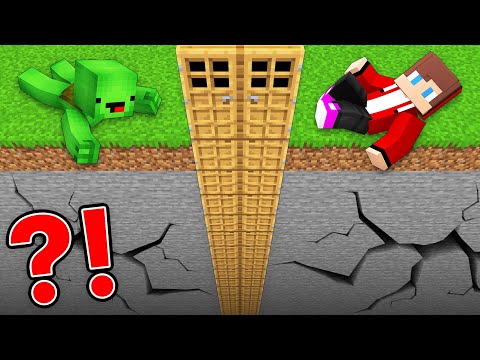 Mikey and JJ Found Tallest Underground Door in Minecraft (Maizen)