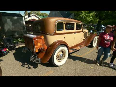 Custom Wood Trunk on 1932 Studebaker by Norm Grabowski