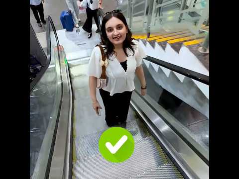 Escalator पर चढ़ते वक़्त ये गलती कभी मत करना 😱 | #shorts