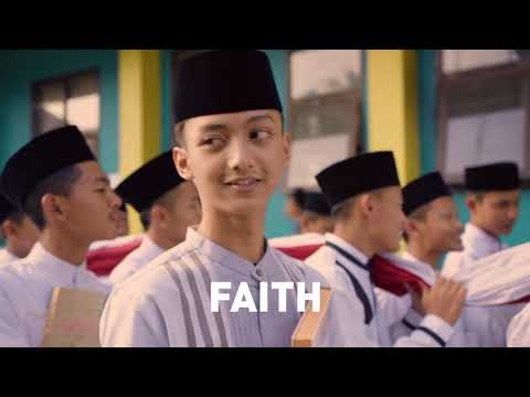 OFFICIAL TRAILER FILM "THE SANTRI"