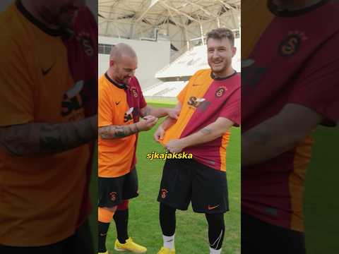 Sneijder imzalı forma hediye ediyorum! Kazanmak için beni takip edin ve bu videoya yorum yapın.