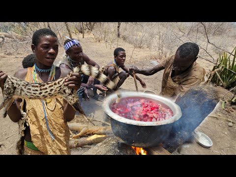 🔥Hadzabe Tribe Wild Cat Hunt🐈 & Culinary Traditions|| True African Hunters