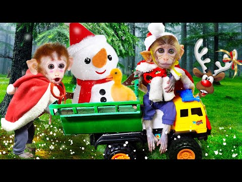 Bon Bon Monkey goes out for Merry Christmas 2024 with Snowman and opens gift box