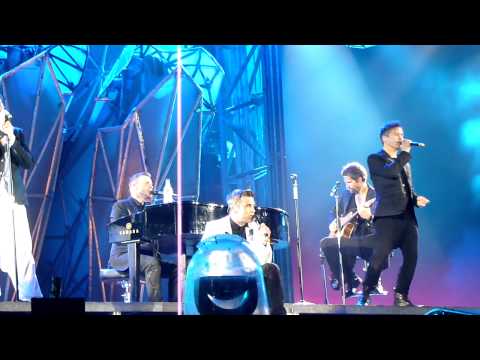 Progress Live 2011: Take That Perform Babe At Dublin (18 June)