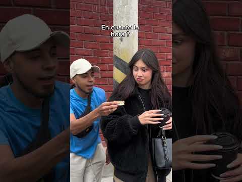 A cuánto la hora ?