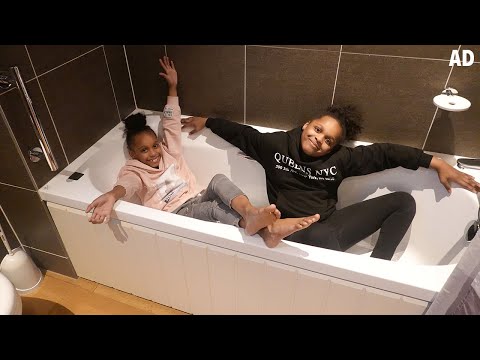 TWIN GIRLS AMAZING LODGE TOUR!