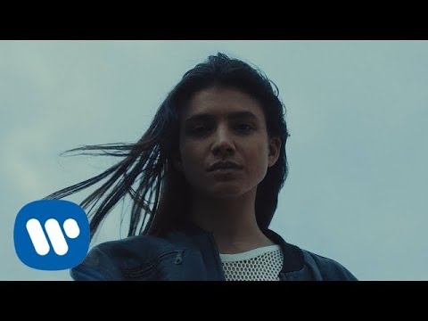 Monet192 - T'es pas toi-même (prod. by Maxe) (Official Video)