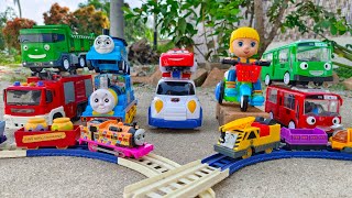 Hunting Thomas and Friends Toys, Tayo Little Bus Toys