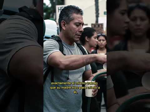 Renunció a la migra para regalarle agua a los migrantes en la protesta