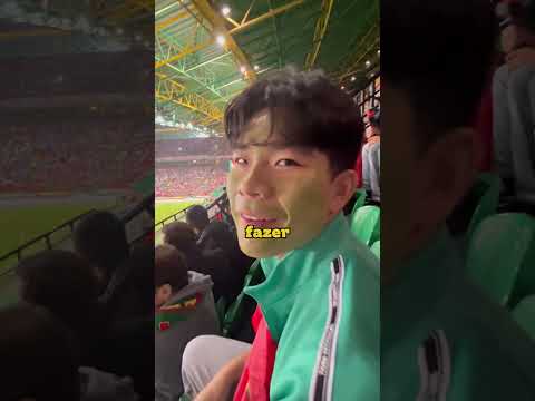 Ele tentou fazer a onda no estádio e falhou miseravelmente! (@adrizzlemyballs via TT) #shorts