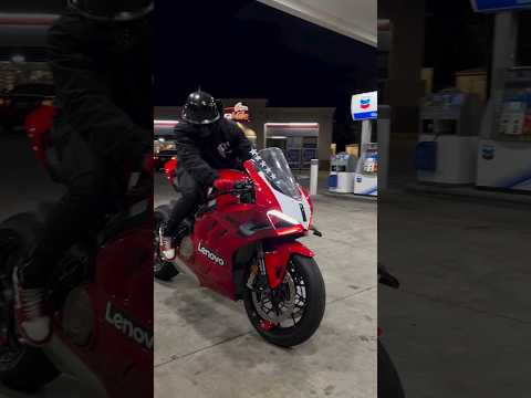 PAKTA motor DUCATY kalah sama RX-King 😱 coba komen menurut kalian gimana 👇