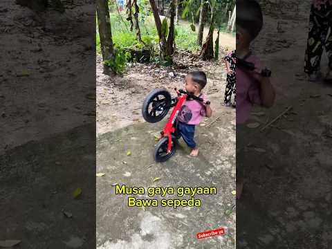 Lucu banget Musa bawa sepeda #davidsunairi #wargads #anakdesa #minivlog #comedy