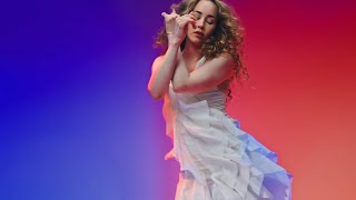 Ayiiti – Icii et Là (Visualizer)