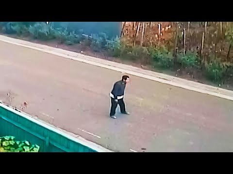 Они не знали, что их снимала камера видеонаблюдения