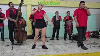 Sabrosa cumbia con el super combo sabroso!#Youtuberjose1 
