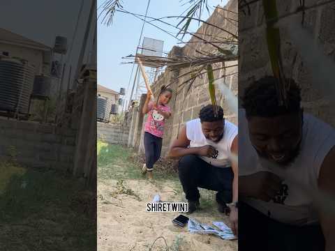 Little child save the lady from the thief that stole from her
