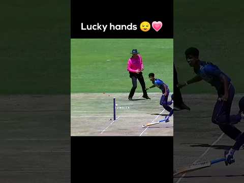 අතදැම්ම එකත් හොදට ගියා😌💗#cricketshorts #shortreels #ytshorts
