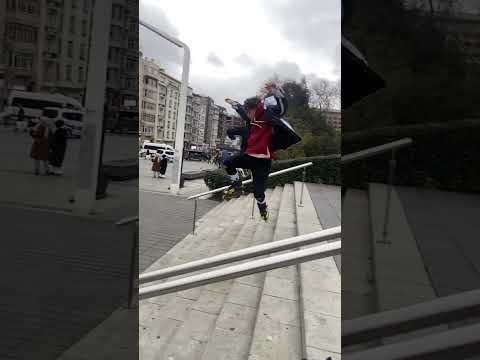 #keşfet #skating #skate #istanbul #music 📍sevdiğiniz rengi yoruma yazın 🤗🖤👈🏻