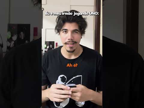 Eu e meu irmão no UNO