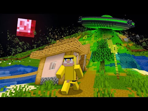 Surviving Minecraft's Most Realistic Alien Invasion