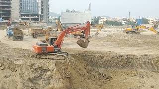 JCB working/ backhoes/ excavator