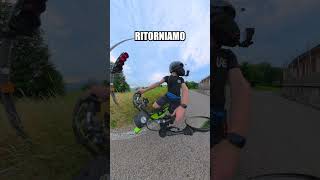 Ciao vs Semaforo 😂 #moped #ciao #piaggio