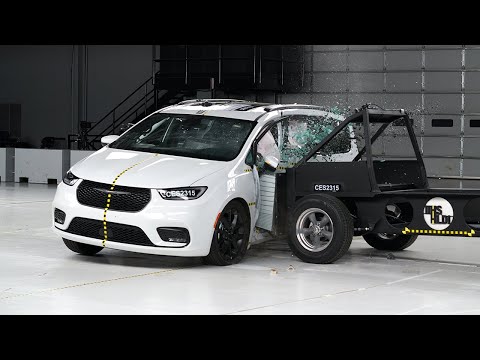 2023 Chrysler Pacifica updated side IIHS crash test