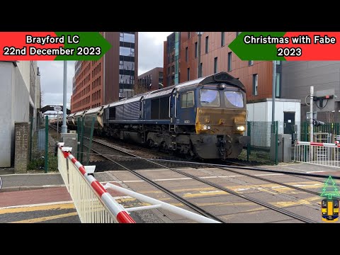 Christmas with Fabe 2023 Episode 18: Brayford Level Crossing (22/12/2023)