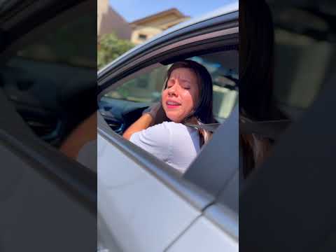 Cuando Le Dejas el Carro a Tu Novia #shorts