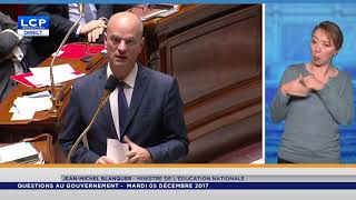 Jean-Michel Blanquer rétablit la dictée quotidienne à l'école élementaire