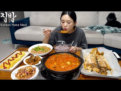 Real Mukbang:) This is Real Korean Home Meal! ☆ Kimchi stew & generous side dishes