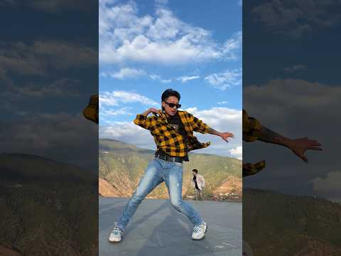 Ishq Jaisa Kuch Dance cover from Bhutan &#127463;&#127481; #dance #ishqjaisakuch #hrithikroshan #bhutanese