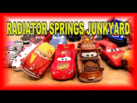 Pixar Cars ⚡️Lightning McQueen🚗 Mater 🚛and the Haunted 😨 Junkyard