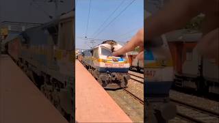 Dad made train toys 😱🚆❤️👧🤣