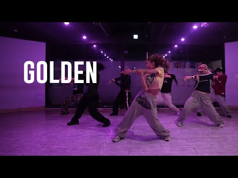 HUNTR:X  - Golden Choreography DOWNY