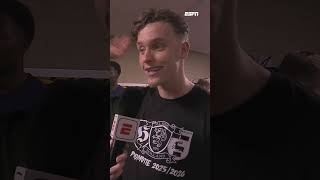 Als het aan Toni Jonker ligt, blijft het nog lang onrustig in Leeuwarden 😂🥃