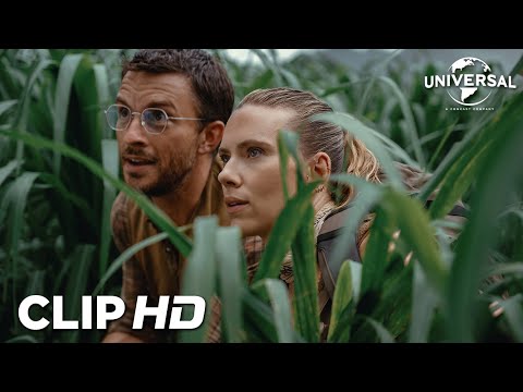 JURASSIC WORLD: EL RENACER - Titanosaurios entre la hierba