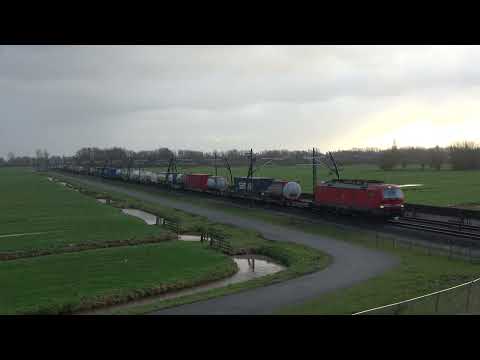 DB Cargo 193 356 met containertrein op de betuweroute