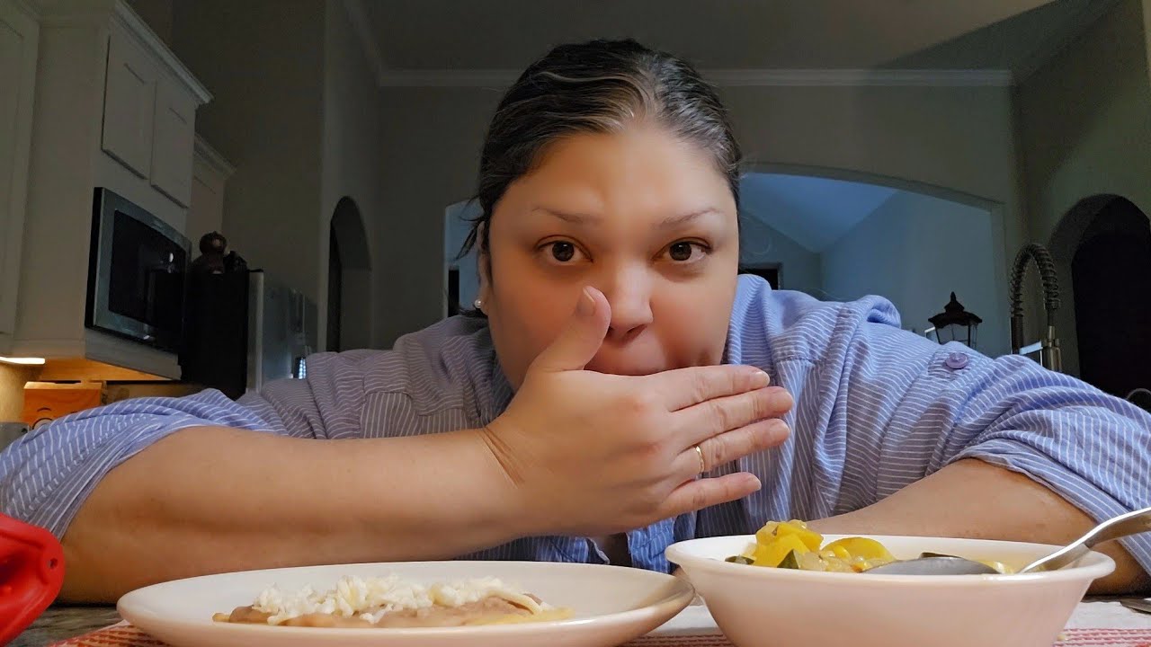 Cook dinner with me - Calabasita Recipe