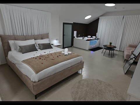 לחצו לצפייה בסרטוון וידאו על המקום