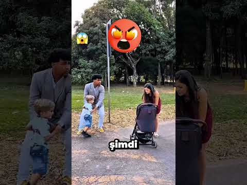 Bu bebek arabasında ne var😱
