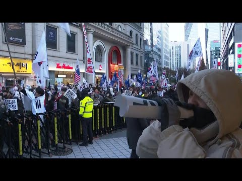 Supporters of ousted S.Korean leader Yoon rally on martial law anniversary | AFP