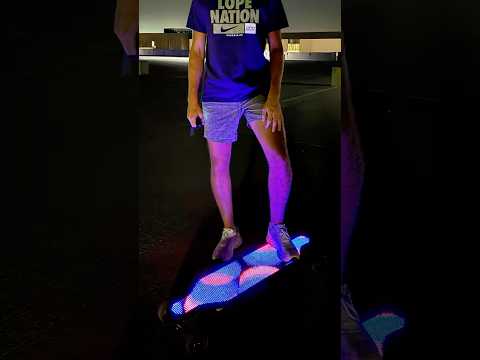 🛹☀️ Chill for a while with LED Screen Electric Skateboard! #electricskateboard #eskate